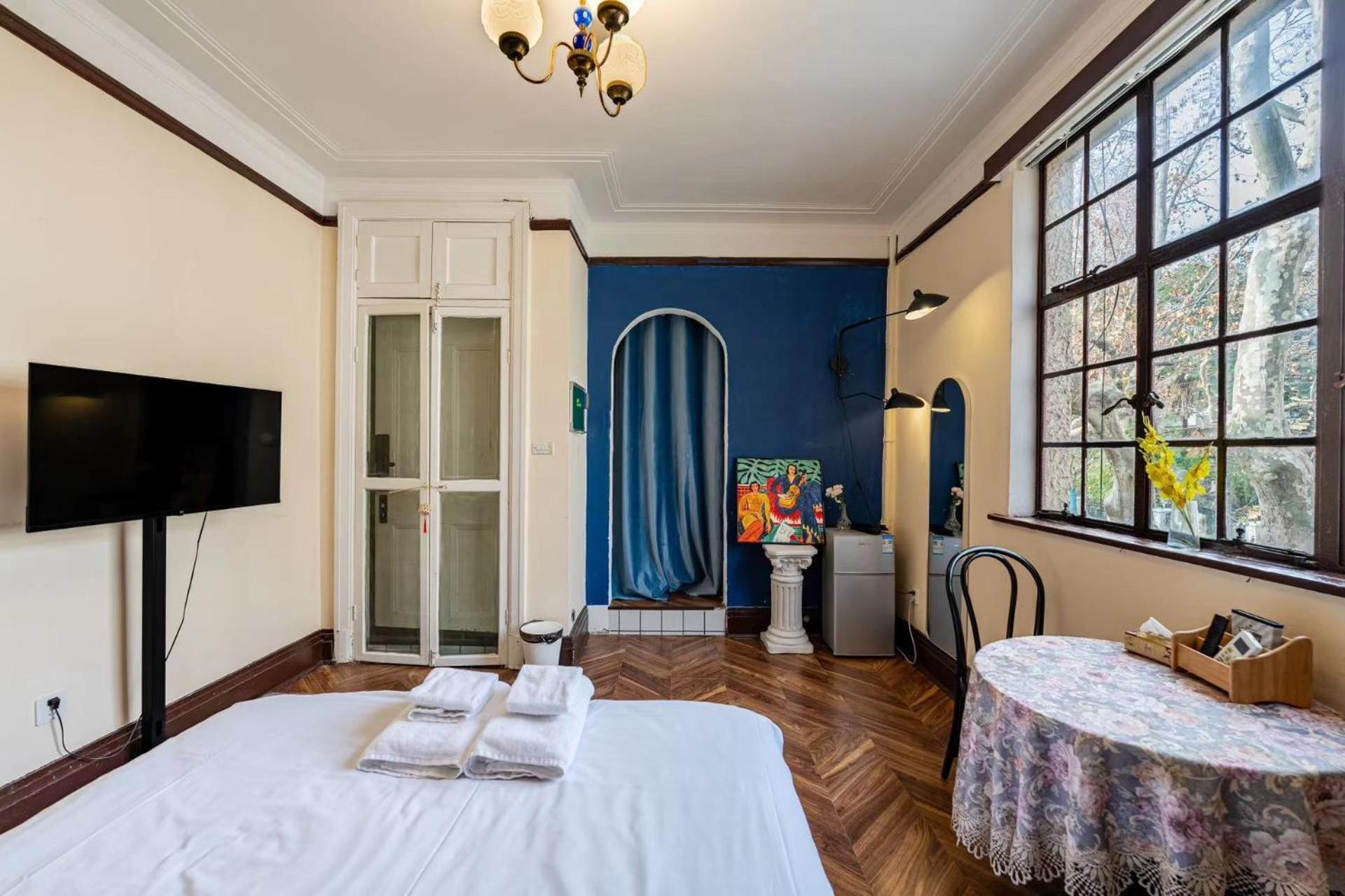 Shanghai Century Old House Downtown B&B Bagian luar foto