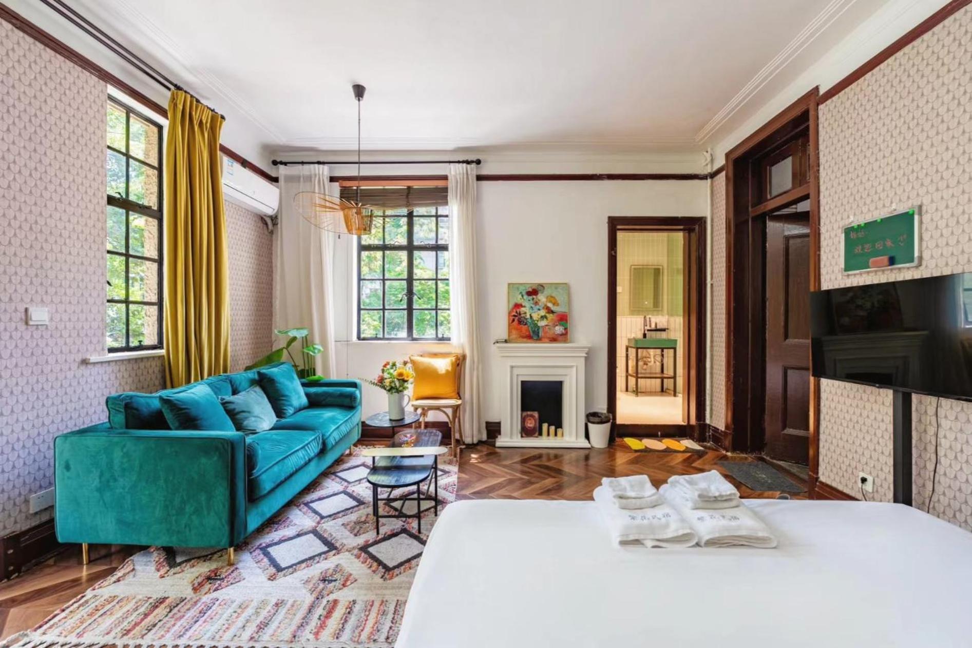 Shanghai Century Old House Downtown B&B Bagian luar foto