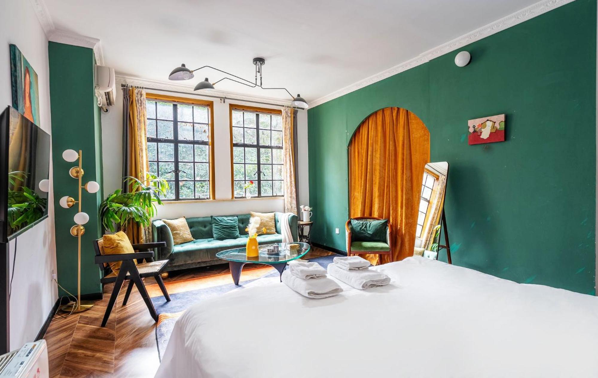 Shanghai Century Old House Downtown B&B Bagian luar foto